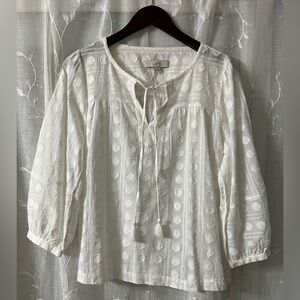 LOFT Off-White Textured Blouse with Tassel Tie Size Medium